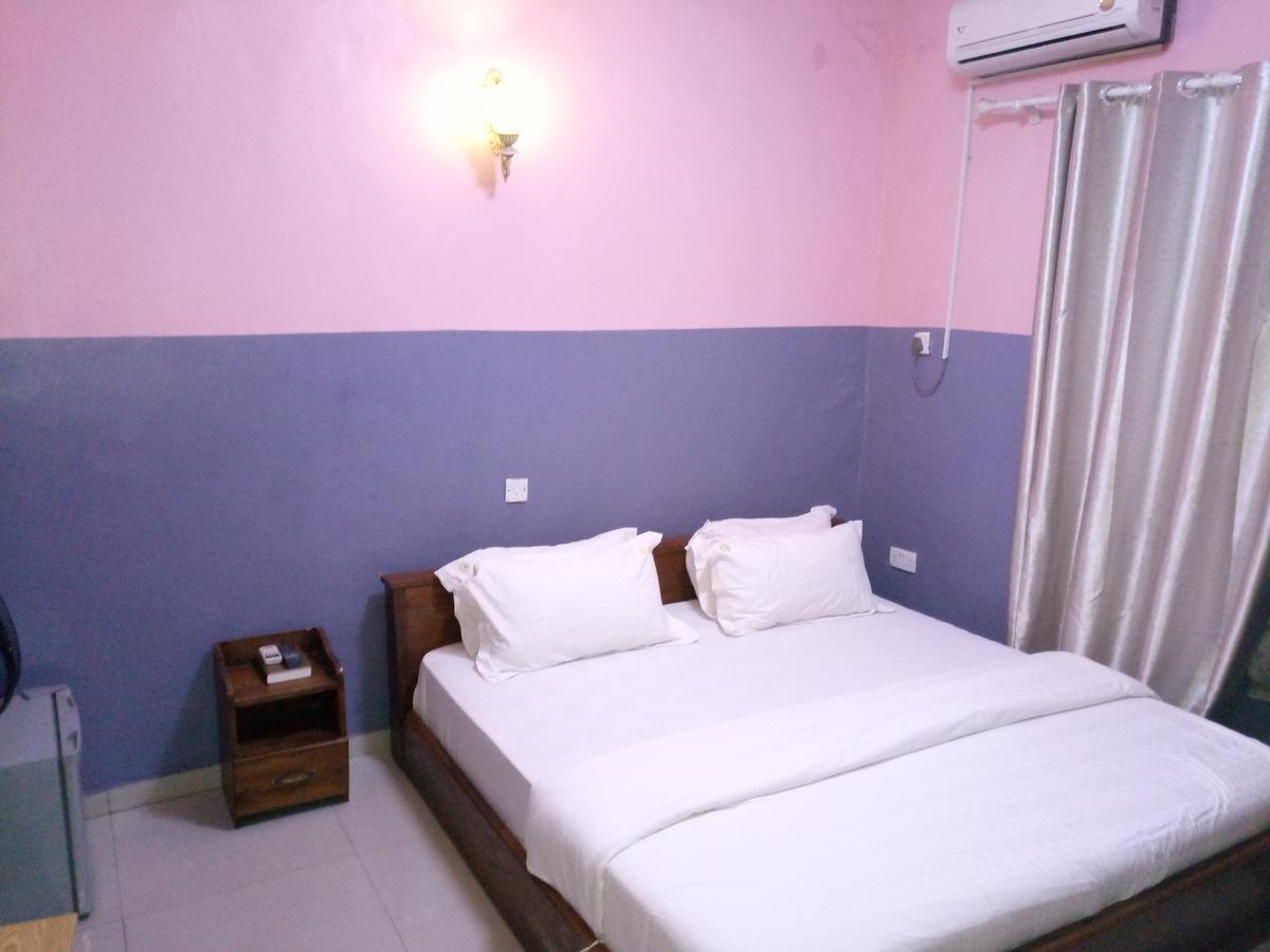Glorious Hotel & Suites Ikotun Exteriér fotografie