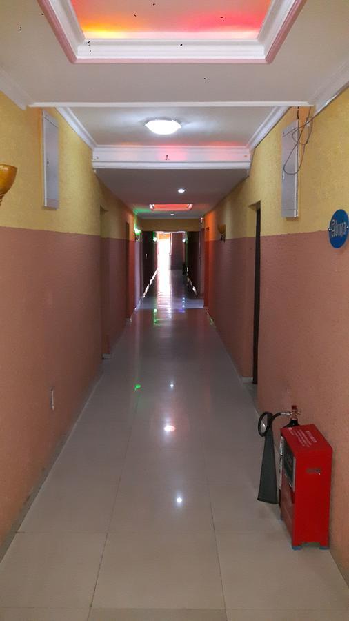 Glorious Hotel & Suites Ikotun Exteriér fotografie